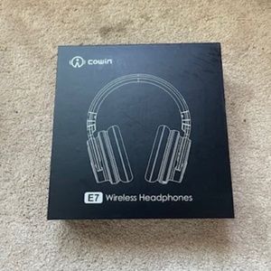 NIB Cowin E7 Wireless Headphones